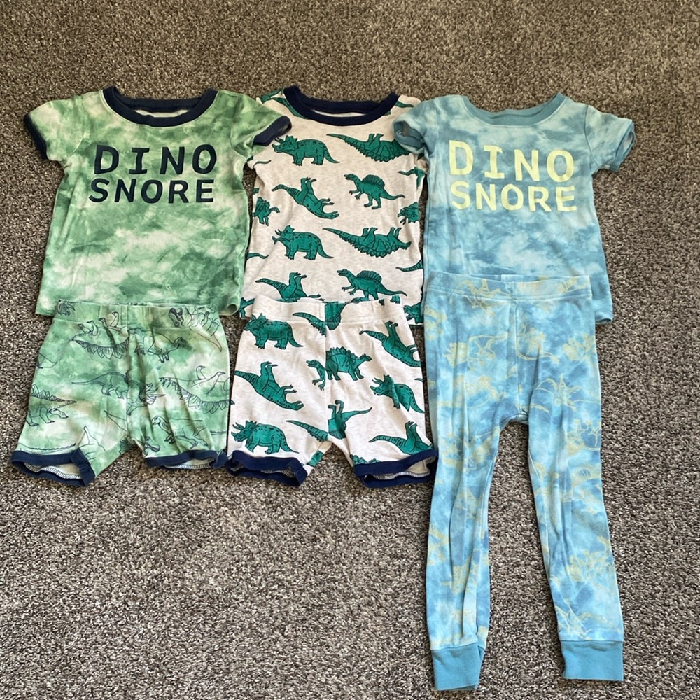 Old Navy boys pajamas